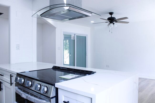Photo - 4176 Brewster Rd