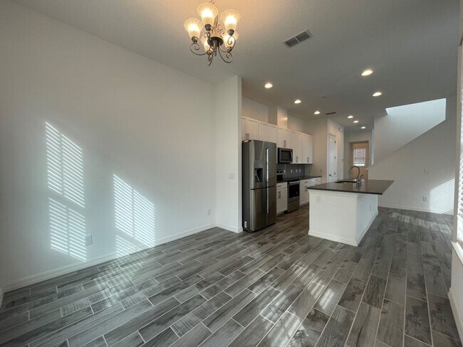 Photo - 191 Sun Palm Ln