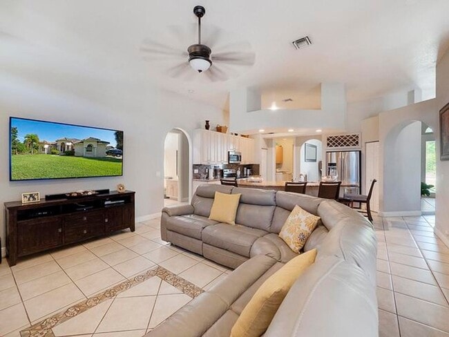 Building Photo - 17945 36th Ct N