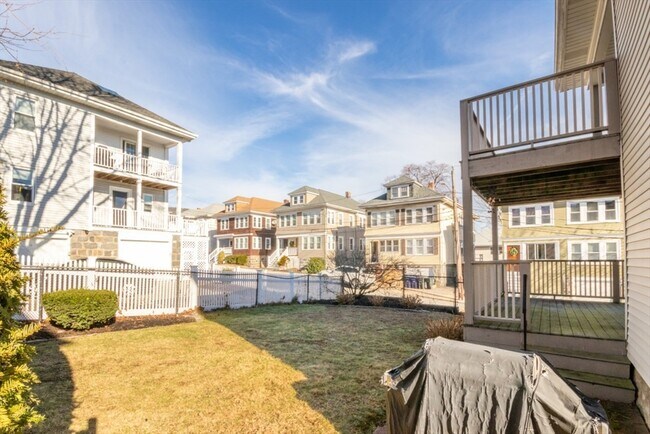 Photo - 76 Westglow St Unit 1