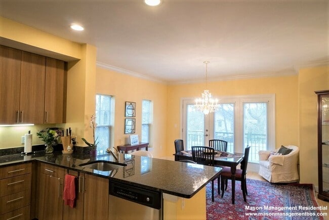 Photo - 2012 Symmes Cir Unit 1