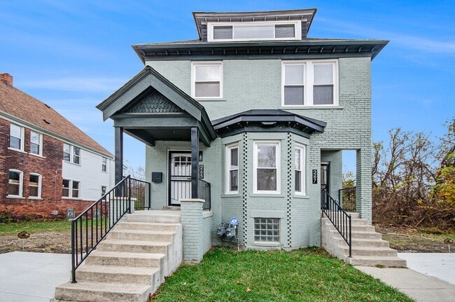 Photo - Lower Unit - Newly Constructed - 2 bed/2 b...