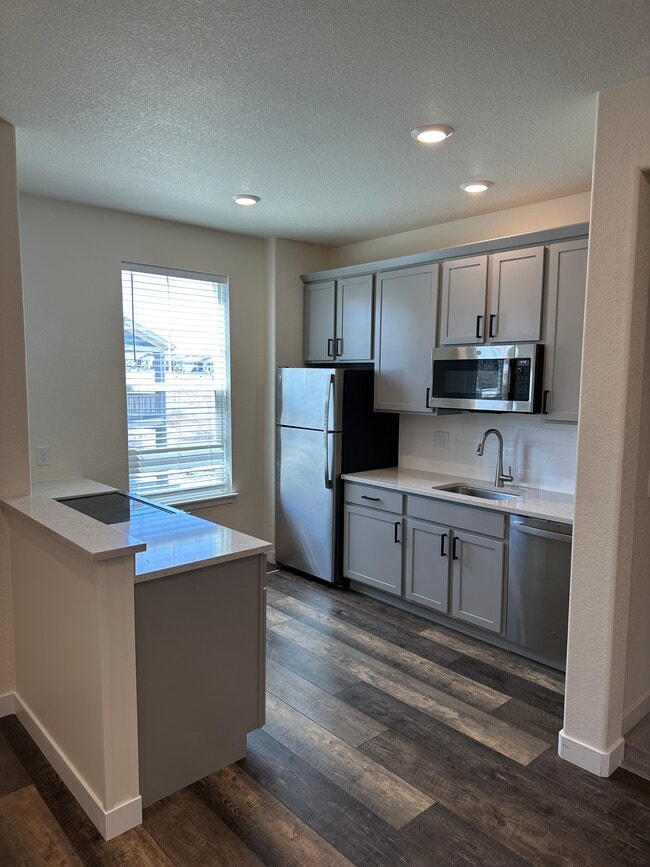 Building Photo - 8781 S Wenatchee Ct