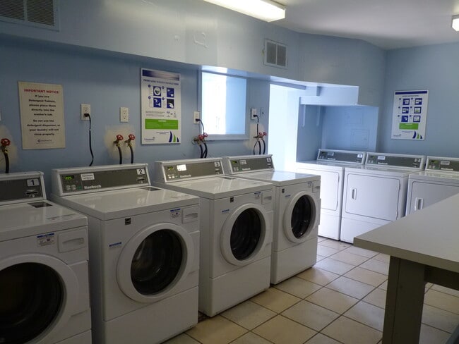 Photo - Benville Court Apartments