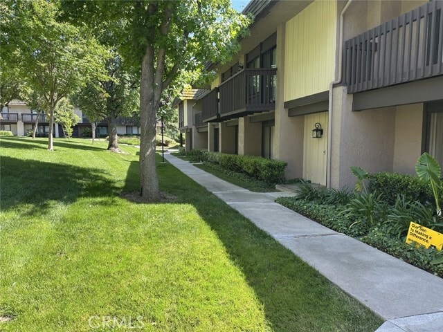 Building Photo - 714 Briarwood Ln