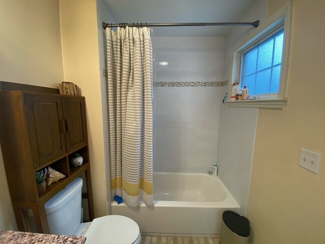Photo - 27 Lothrop St