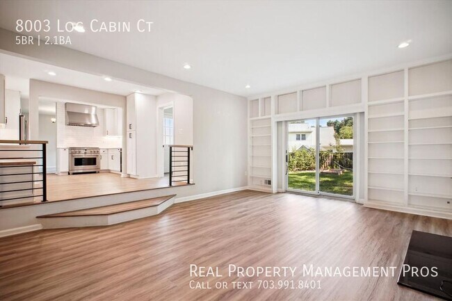 Photo - 8003 Log Cabin Ct