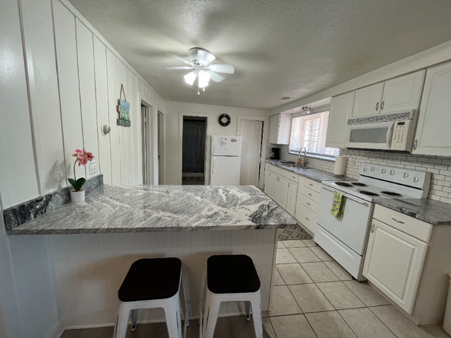 Building Photo - 11554 Breyman Hwy Rental