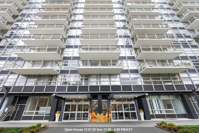 Building Photo - 6050 JFK Blvd E Unit 15E