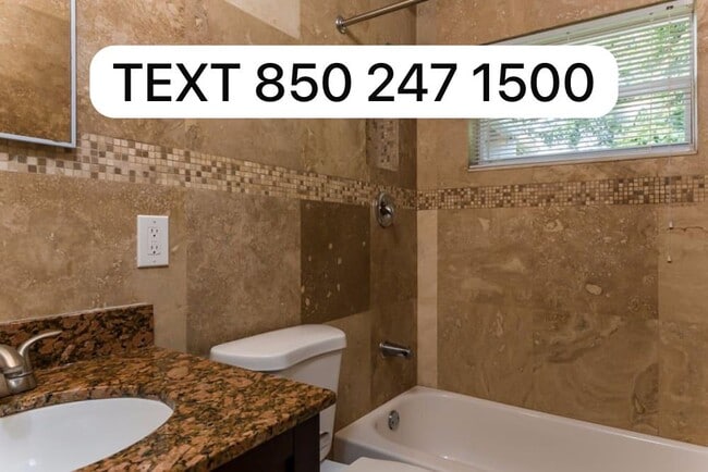 Photo - 1449 SW 10th St