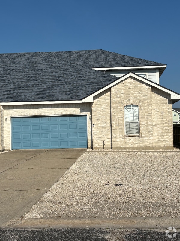 Building Photo - 15505 Palmira Ave Rental