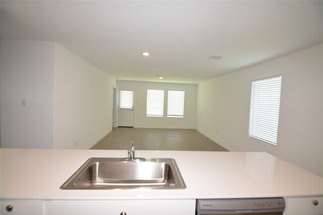 Photo - 26926 Dalmatian Bellflower Dr