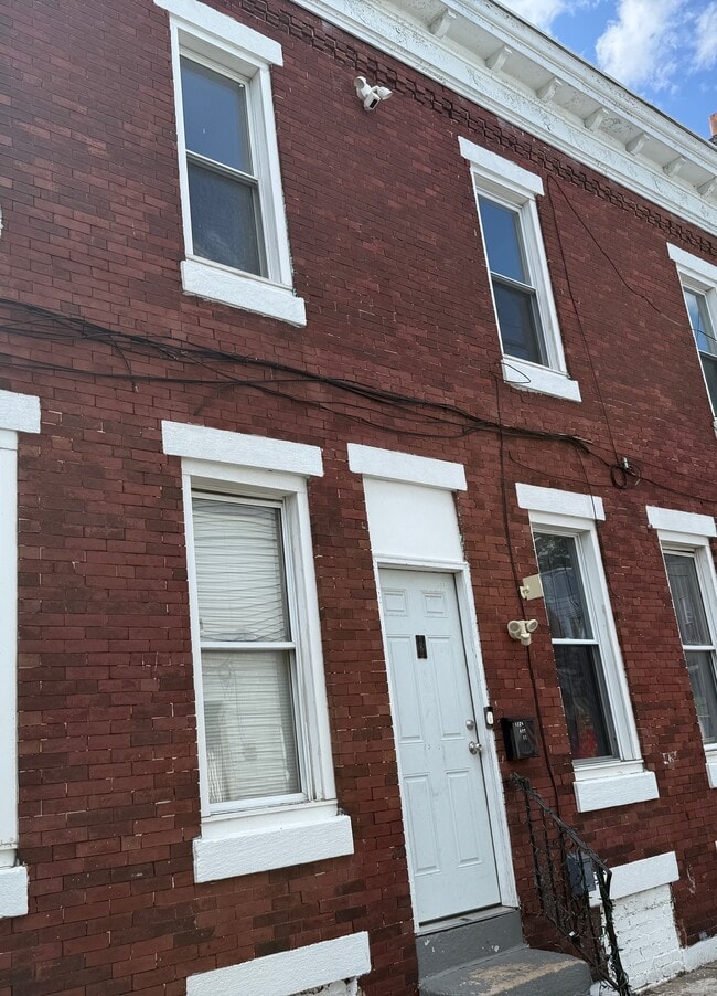 Photo - 1228 W Venango St Apartment