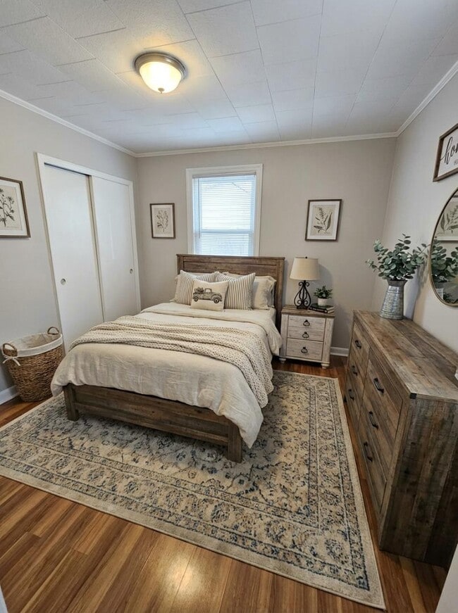 Photo - 202 Charles Ave