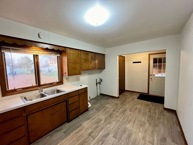 Photo - 1 Bed 1 Bath Single Family Home in Stratford