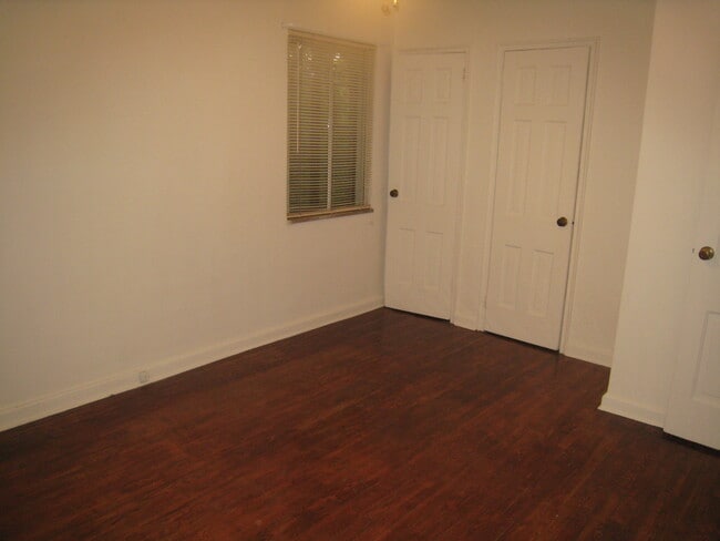 Photo - 530 Castleton Ave Unit 524