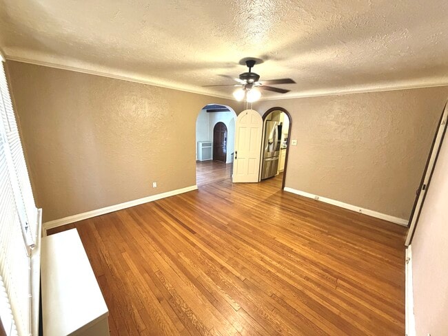 Photo - 19614 Winslow Rd Unit Lower