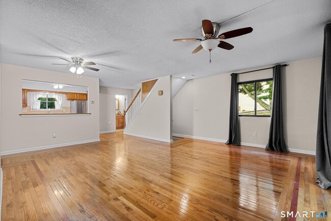 Photo - 140 Thompson St Unit 16A