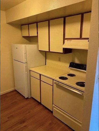 Photo - 310 W Childers St