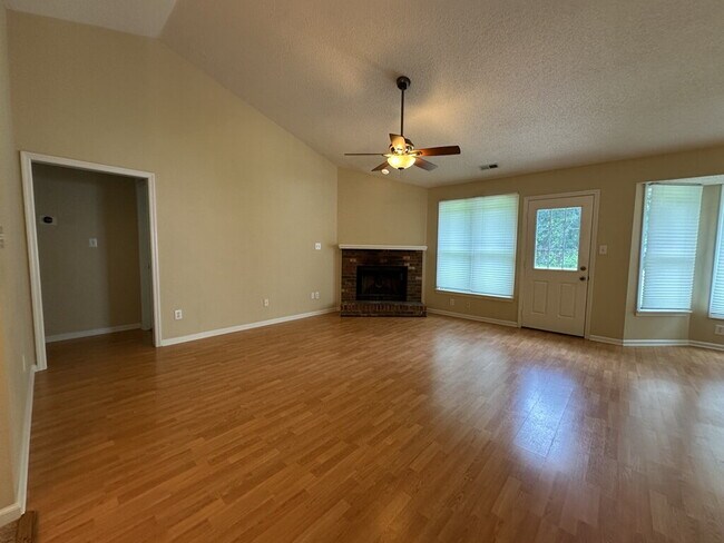 Photo - 237 Baytree Dr Apartment