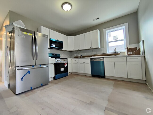 Building Photo - Brand New Unit, Central Heat, AC, In-Unit ... Rental