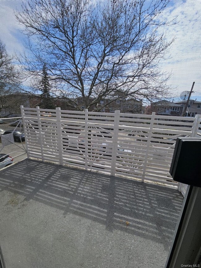 Photo - 1259 E 68 St