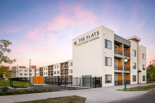 Building Photo - The Flats at Southside Gardens Rental