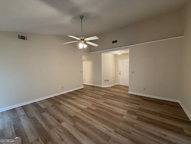 Photo - 414 Saddle Shoal Trail