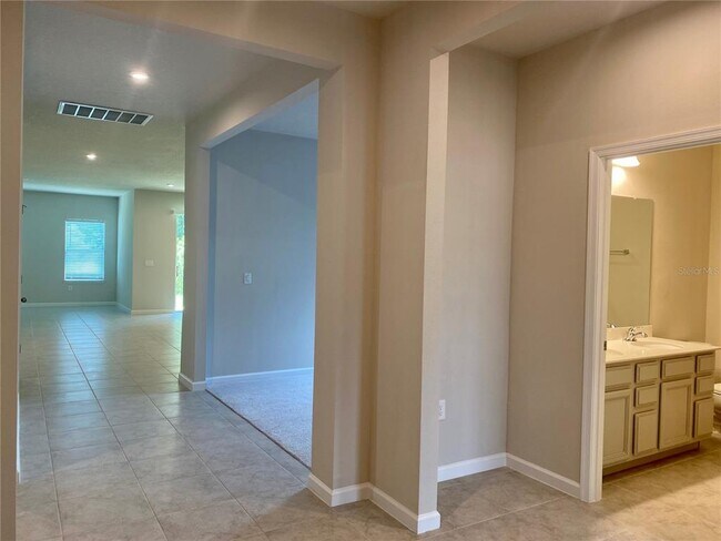 Photo - 18236 Hunters Meadow Walk