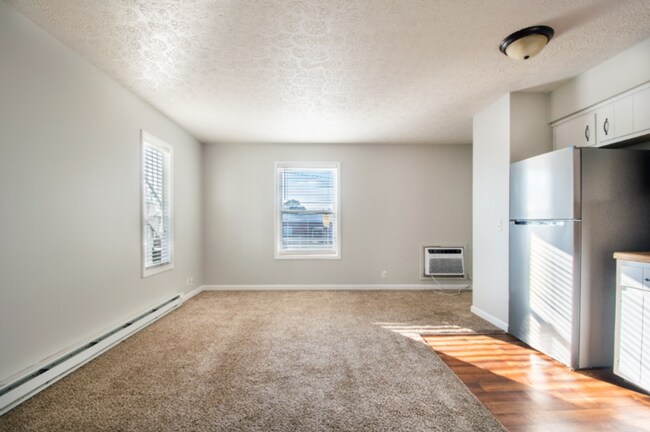 Photo - 1059 Woods Ferry Rd Unidad 16