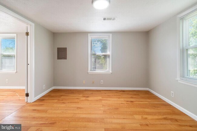 Photo - 107 Fusting Ave House