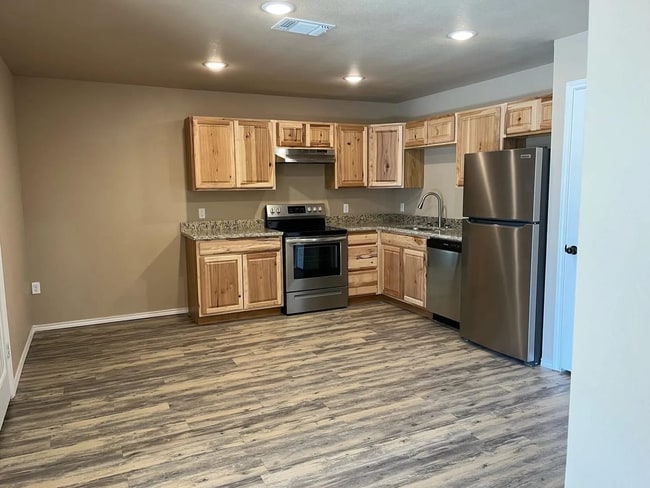 Single Family Home in Cypress Grove - Single Family Home in Cypress Grove