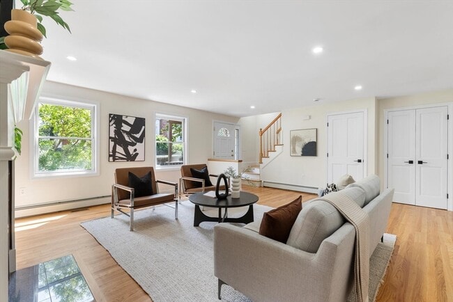 Photo - 29 Cottage St