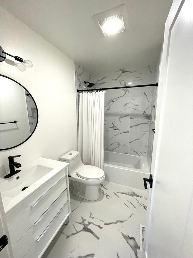 Photo - 239 Corte Madera Ave Unidad Lower