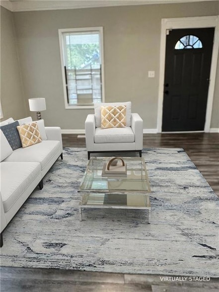 Photo - 962 Division St NW