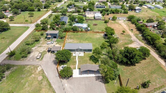 Photo - 201 Greenfield Rd