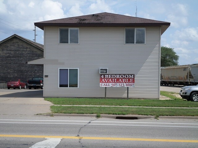 Photo - 560 Main St Unit 4