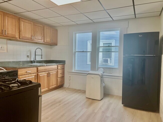 Building Photo - 5 Magnus Ave Unit 3 Rental