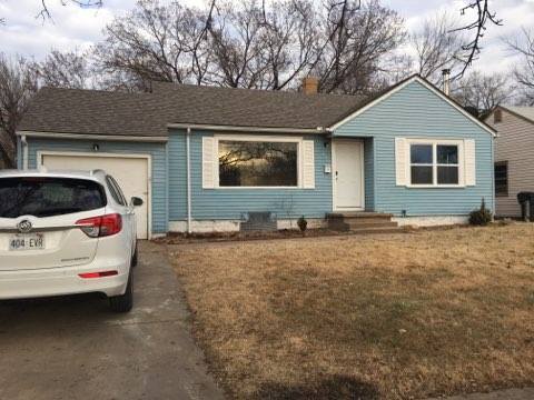 Photo - 950 N Old Manor Rd