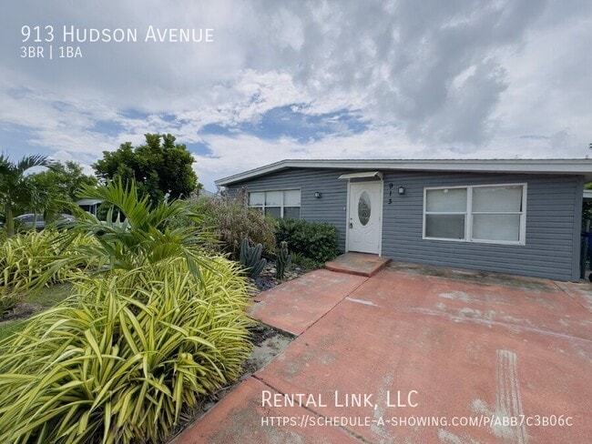 Building Photo - 913 Hudson Ave Rental
