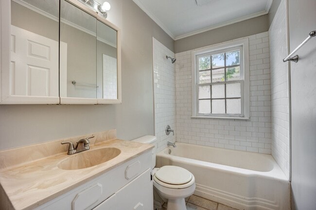 Photo - 622 N 30th St