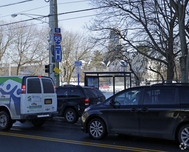 Photo - Lincoln Towers Senior Citizens