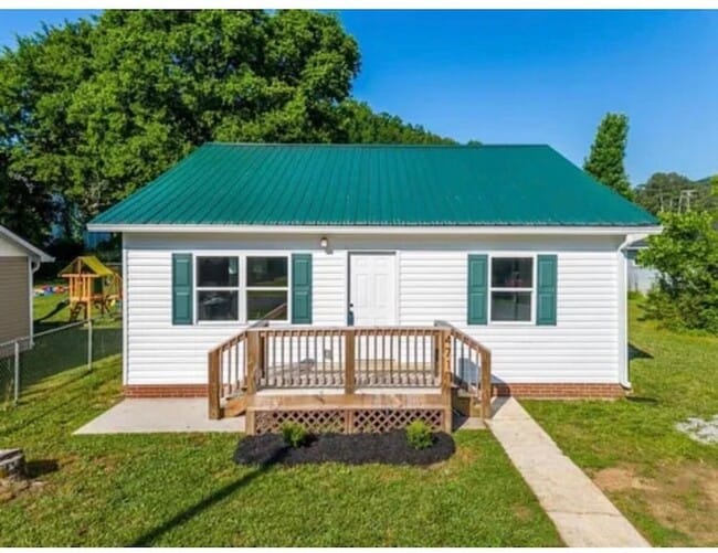 Building Photo - 471 Idaho Ave