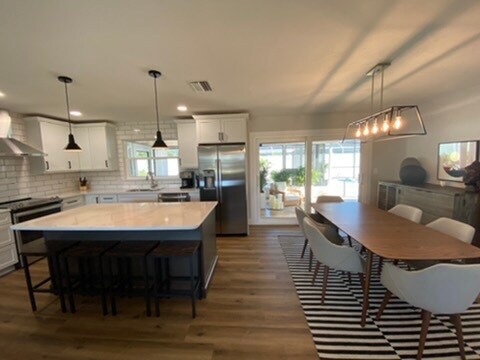 Photo - 3237 Key Ave