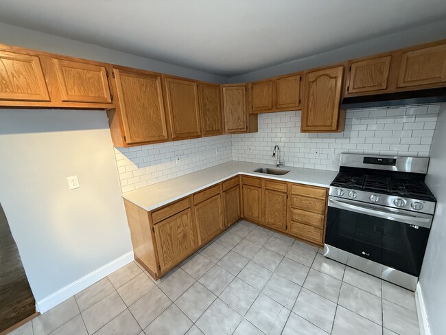 Photo - 1610 Park Blvd
