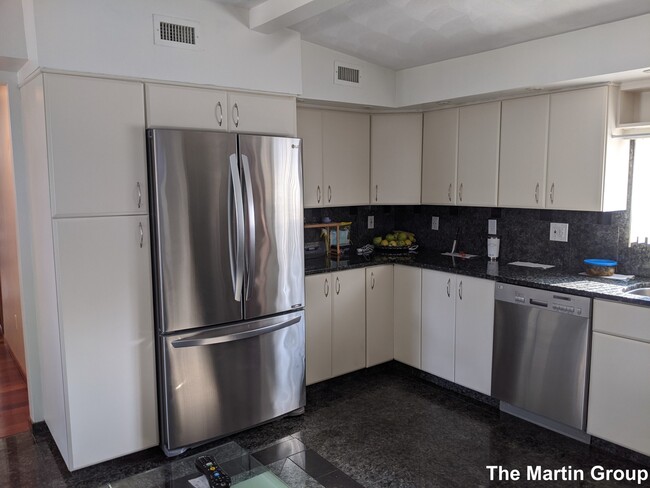 Building Photo - 88 Albion St Unit 2 Rental