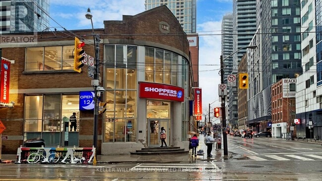 Photo - 357 King St W Unité 3107