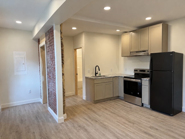 Photo - 463 S Prince St Unit Apt. B