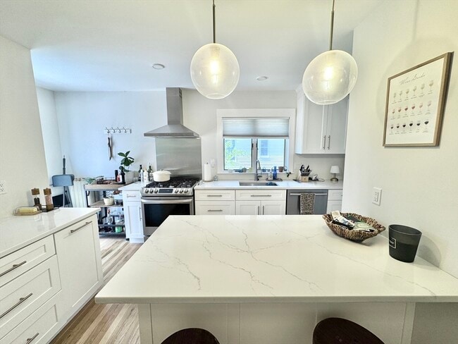 Photo - 62 Varnum St Unit 1