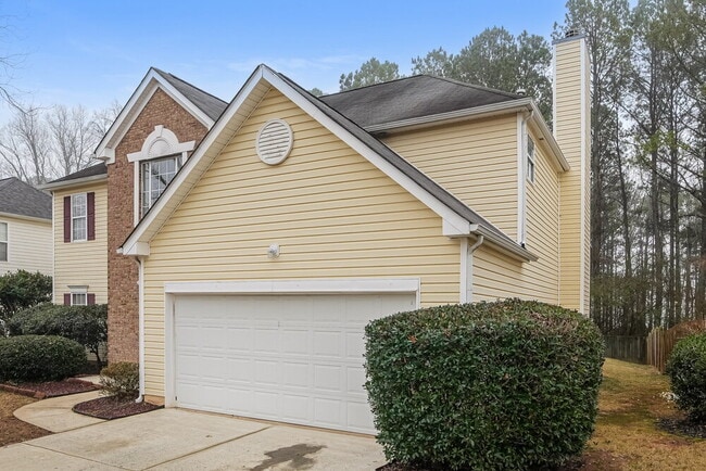 Photo - 552 The Blvd